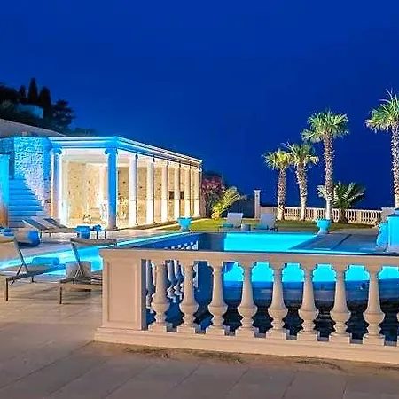 Aethra 4* Parikia (Paros)
