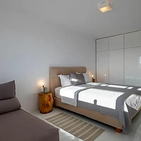 Aethra Hotel 4*